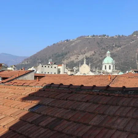 House - Center Como